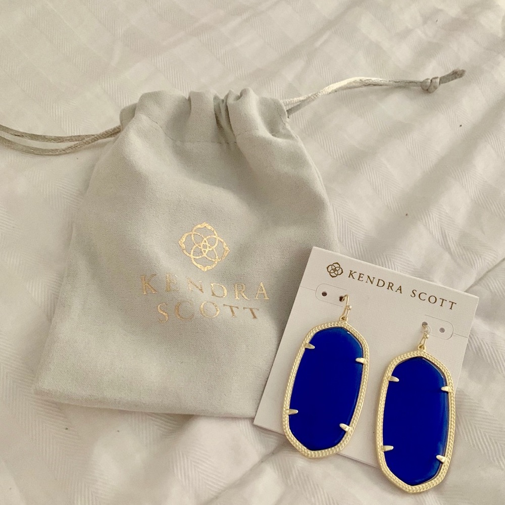 Kendra Scott Danielle Earrings